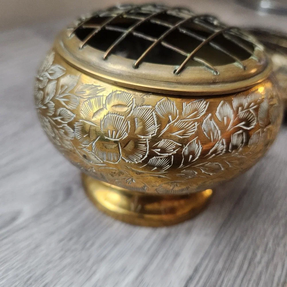 Vintage Etched Brass Rose Bowl Set with‎ Engraved Flowers Frog Mesh Insense Bowl